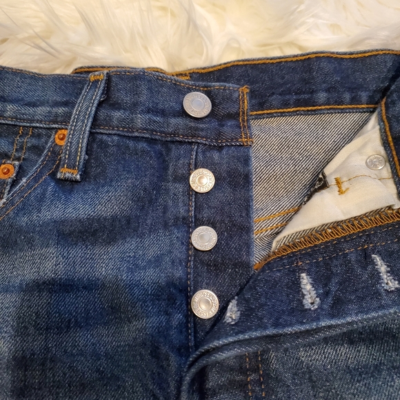 Levi's 501 High Rise Denim Shorts Sz 26 - Picture 7 of 11